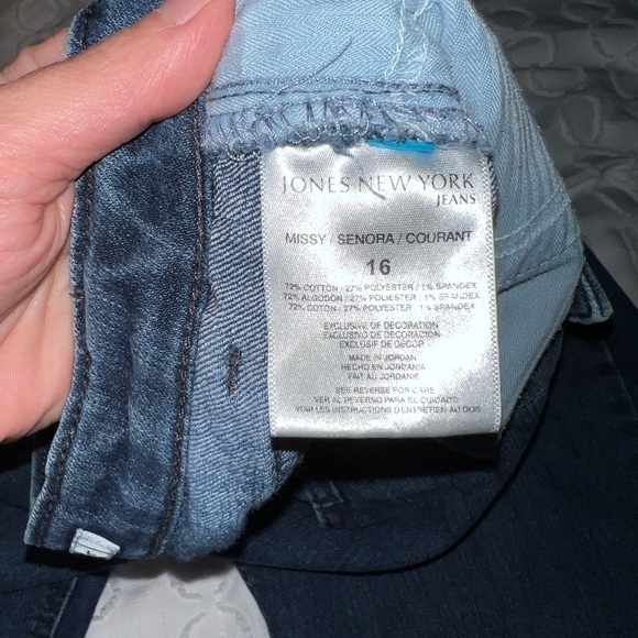 WOMEN'S Jones New York Jeans size 16- Sutton Straight - Picture 4 of 7